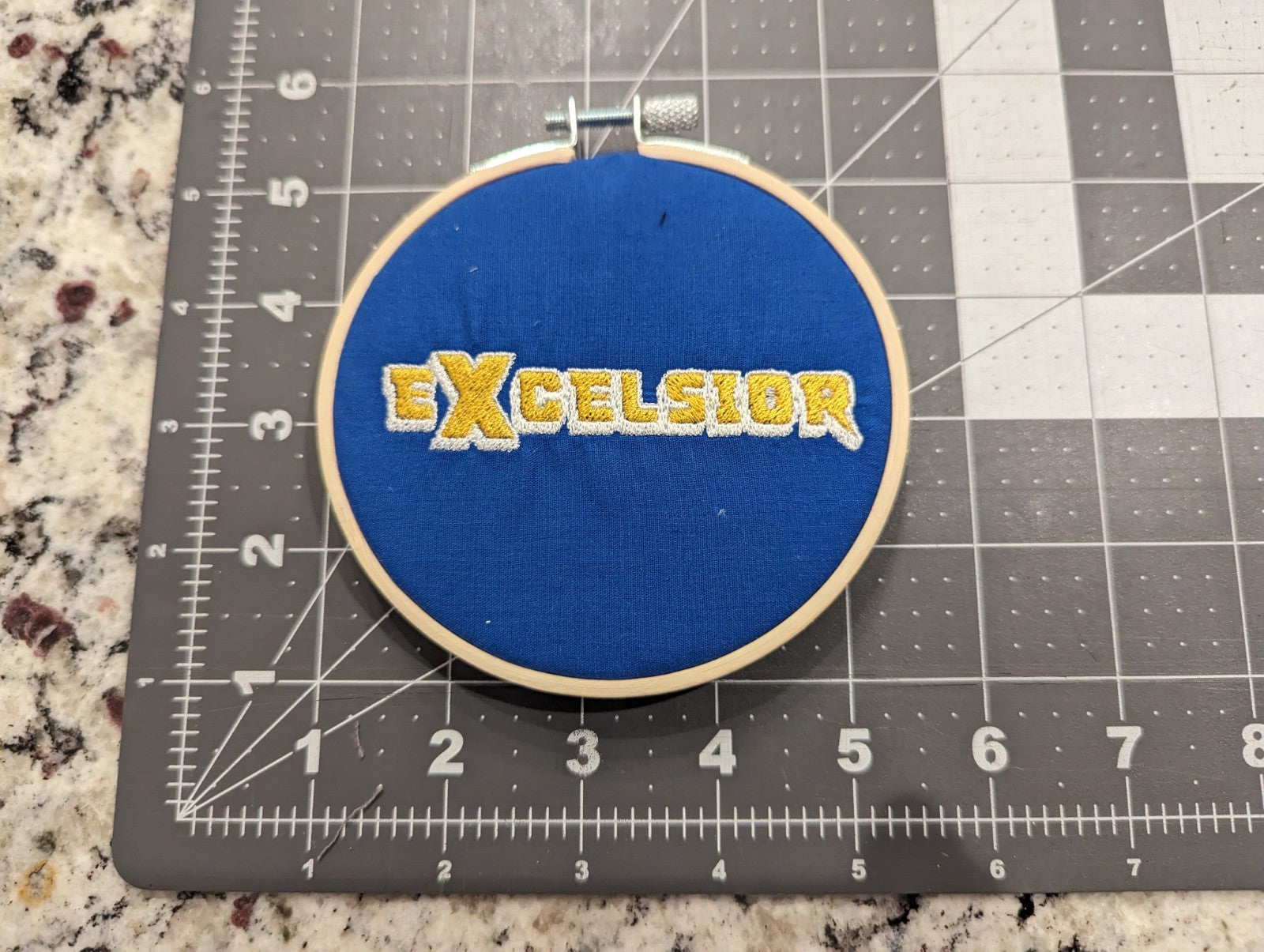 eXcelsior Wall Hanger