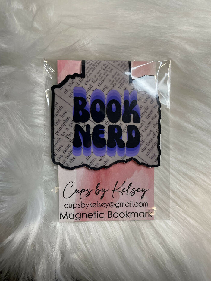 Magnetic Bookmark - Book Nerd