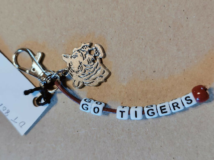 DTKEYCHAIN #8014 Leather Maroon. TIGERS Block Letters, Tiger Head