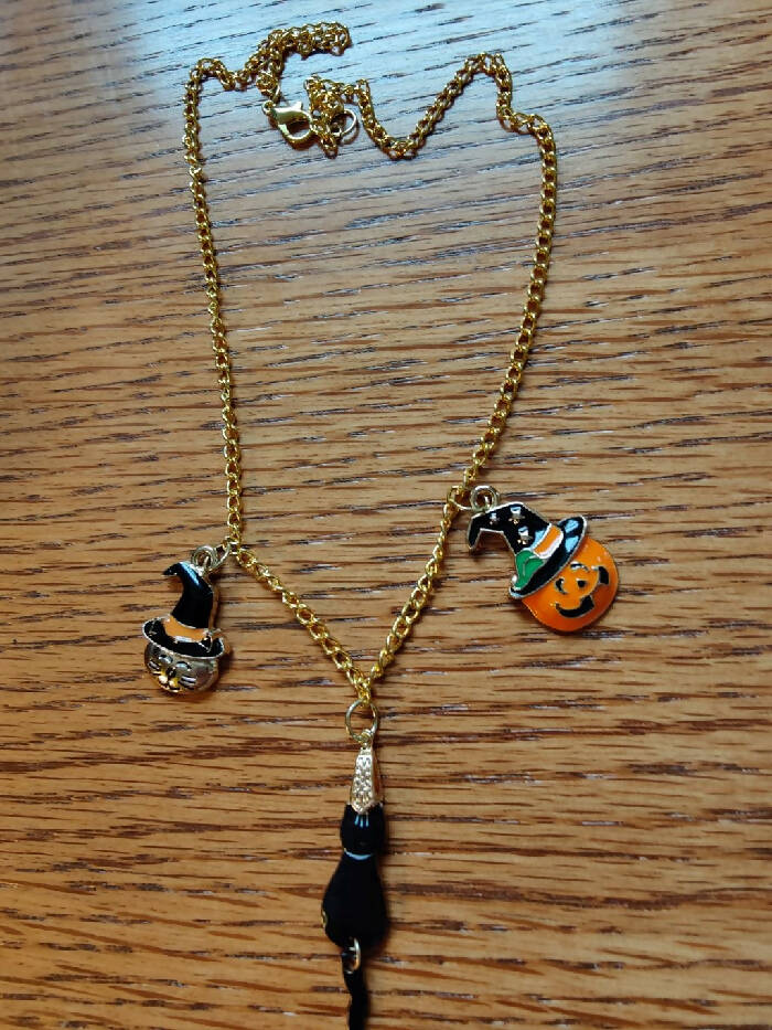 HN #8 Gold tone Chain 17-1/4 inch Enamel Black Cat - Tail moves, Pumpkin and Cat