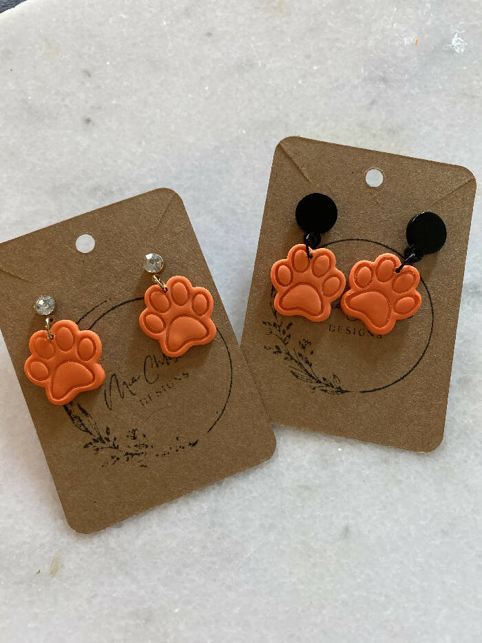 Orange paw print