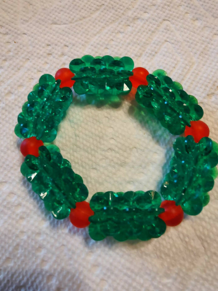 CHB#127 Stretch, Acrylic Green Pin Wheels & Red Round Beads